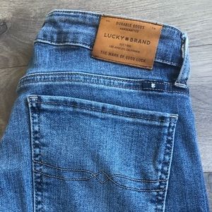 Lucky Brand Boot Cut Jeans (midi rise)